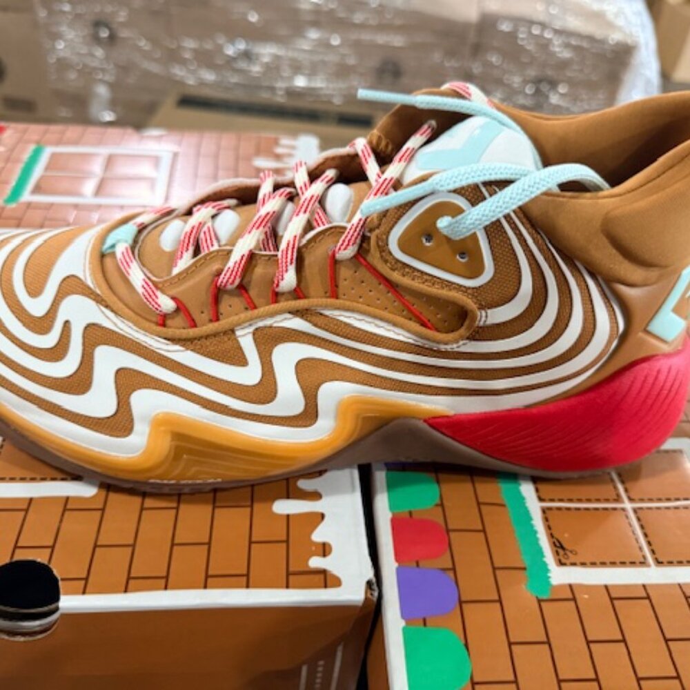 NIB Converse Gingerbread - Picture 2 of 15